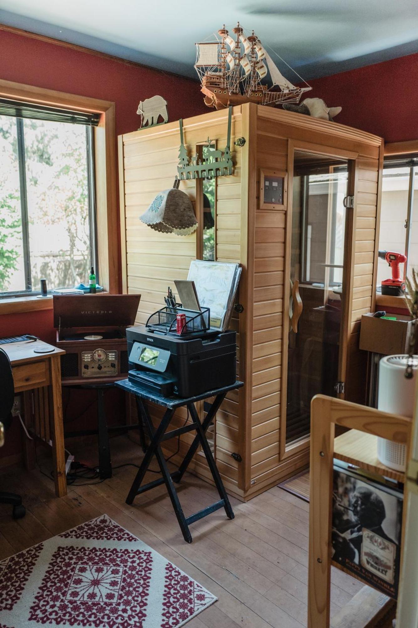Southeast Portland Comfy & Eclectic Craftsman Home 외부 사진